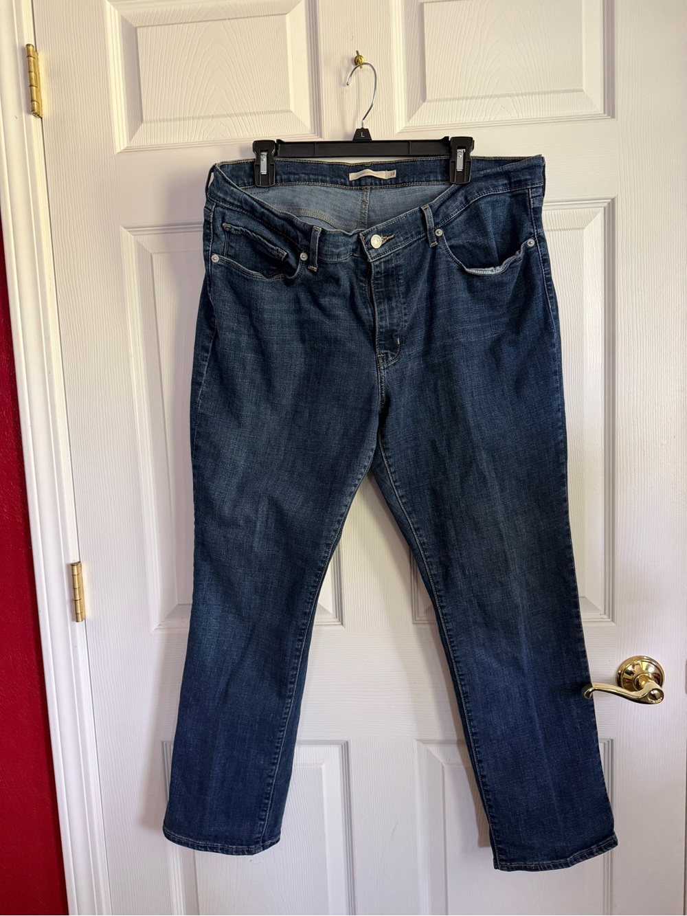 34x30 Levi's Indigo Straight-Leg Women's Jeans